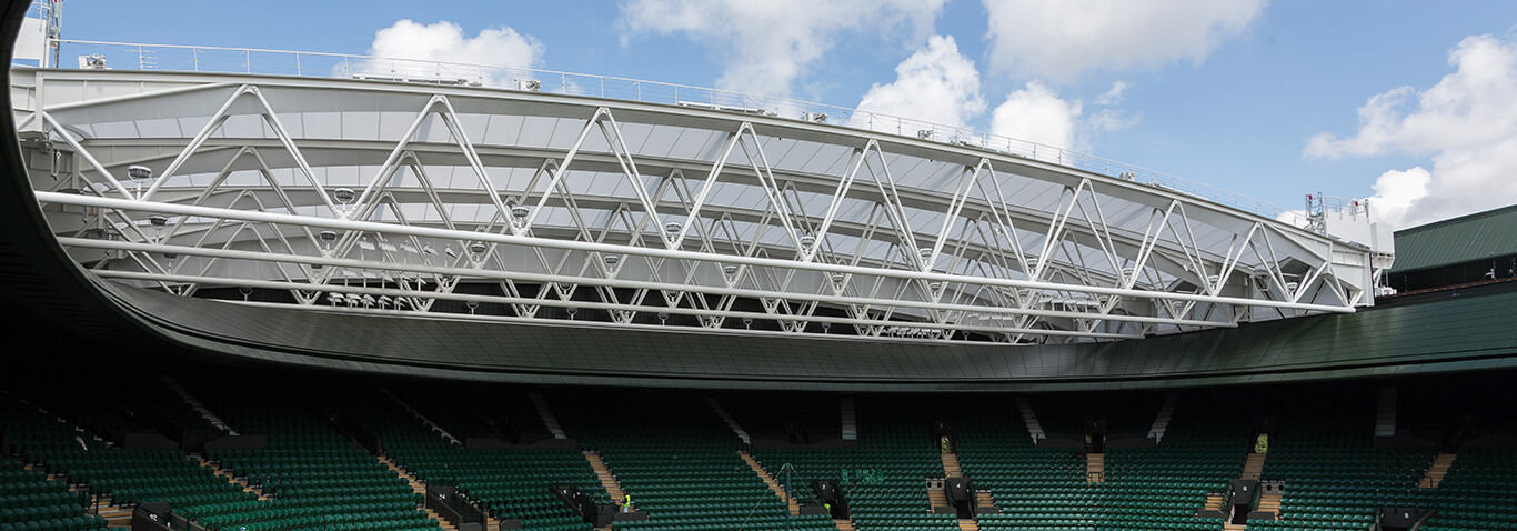 Retractable membrane roof for No.1 Court made by seele