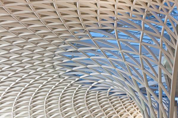 The positions of the prefabricated ladder elements for the King's Cross Station has b een exactly set out by seele.
