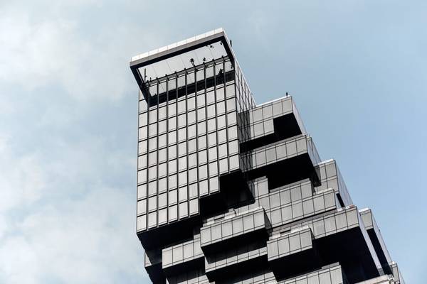 60qm verglaster Boden für die Aussichtsplattform für Mahankhon in Bangkok vom Fassadenspezialisten seele