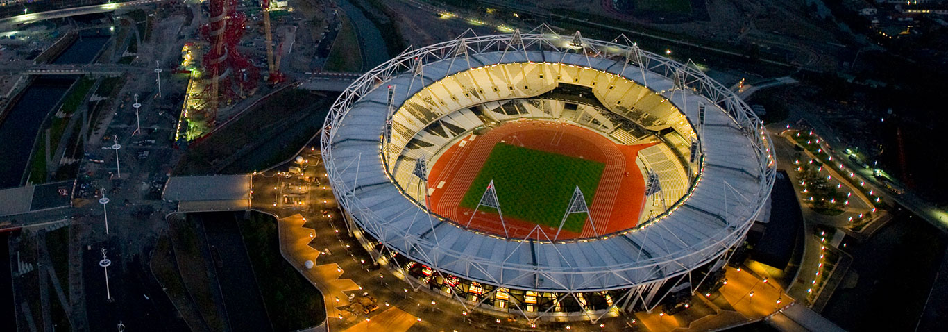 seele fabricated and errected for the stadium for the Olympic Games in London the roof of PVC-coated PES fabric.